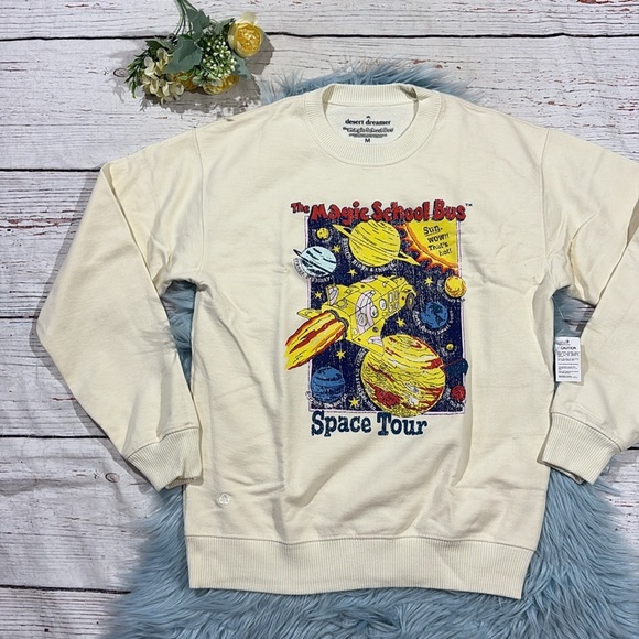 NWT Urban Outfitters Desert Dreamer The Magic School Bus Space Tour Crewneck - Picture 5 of 10